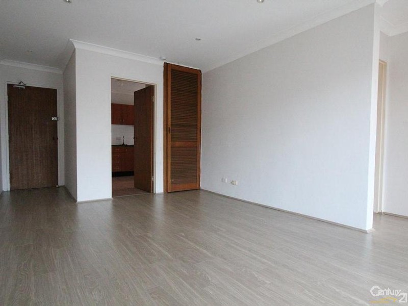 4/18 DRUMMOND STREET, Warwick Farm NSW 2170