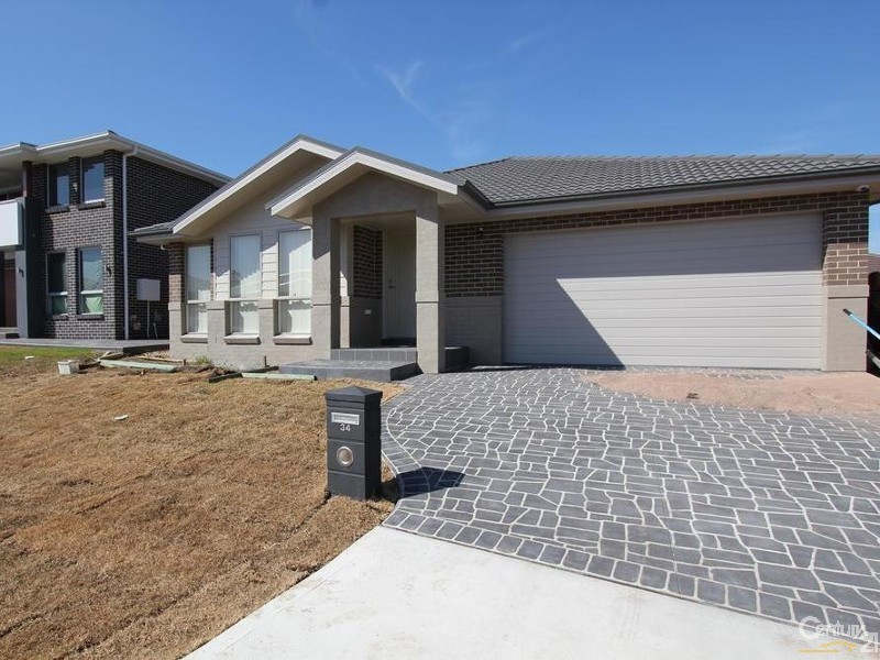 34 CLEMENT ROAD, Edmondson Park NSW 2174