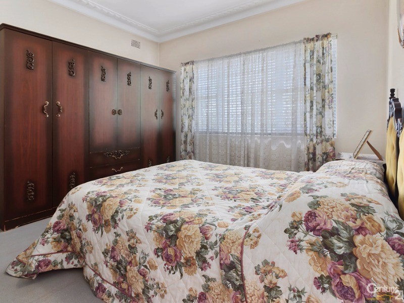 18 Boundary Road, Liverpool NSW 2170