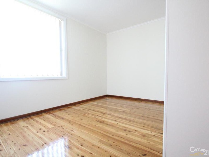 8 ALBERT STREET, Lurnea NSW 2170