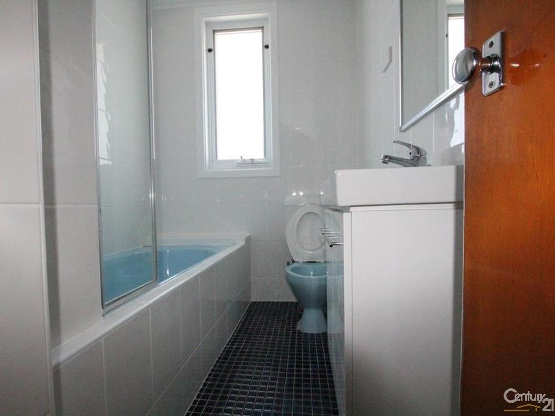 8 ALBERT STREET, Lurnea NSW 2170