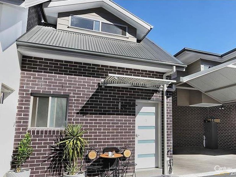 3/64 Junction Road, Moorebank NSW 2170