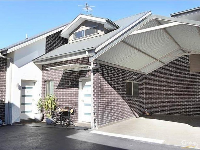 3/64 Junction Road, Moorebank NSW 2170