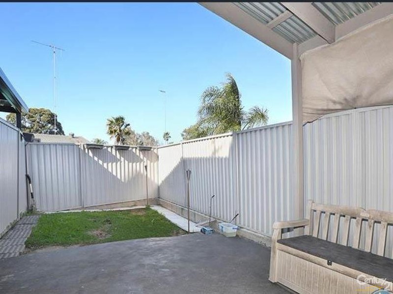 3/64 Junction Road, Moorebank NSW 2170