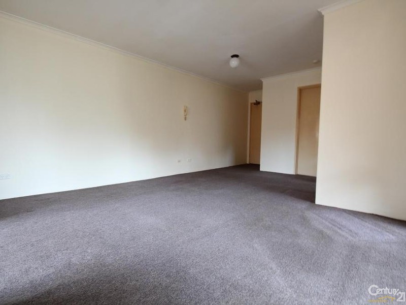 8/142 MOORE STREET, Liverpool NSW 2170