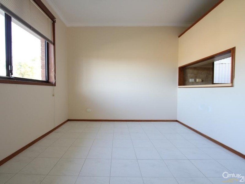 165 BARDIA PARADE, Holsworthy NSW 2173