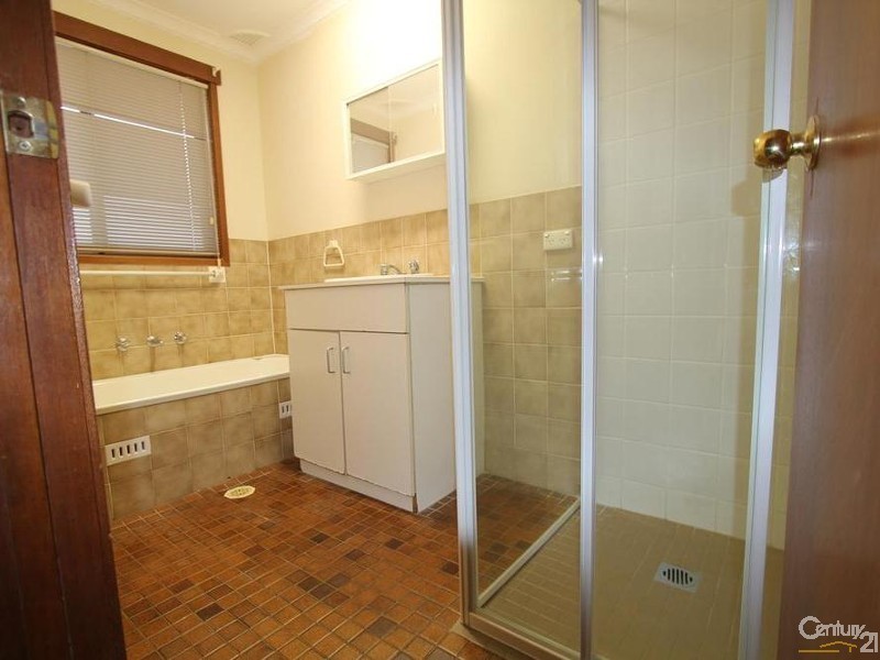 165 BARDIA PARADE, Holsworthy NSW 2173