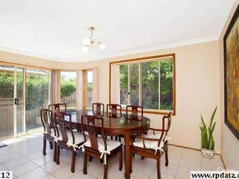 68 DAINTREE DRIVE, Wattle Grove NSW 2173