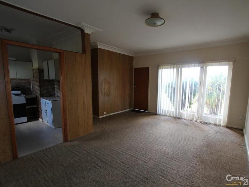 214 MOORE STREET, Liverpool NSW 2170