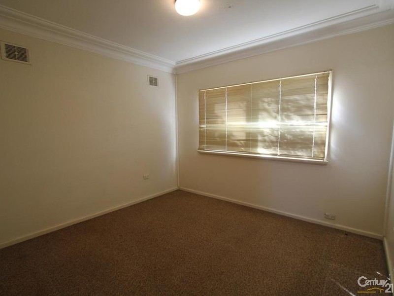 214 MOORE STREET, Liverpool NSW 2170