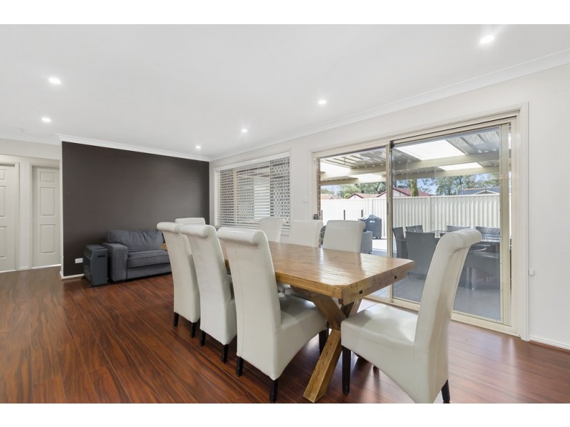 1 Ellesmere Court, Wattle Grove NSW 2173