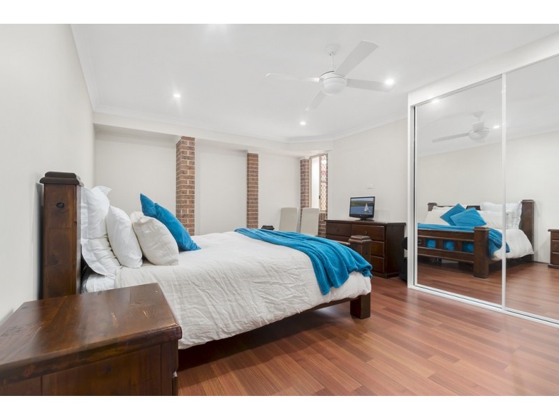 1 Ellesmere Court, Wattle Grove NSW 2173