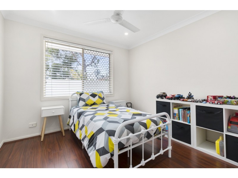 1 Ellesmere Court, Wattle Grove NSW 2173