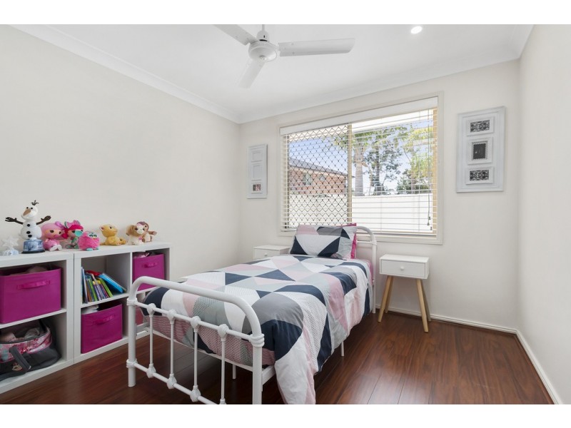 1 Ellesmere Court, Wattle Grove NSW 2173