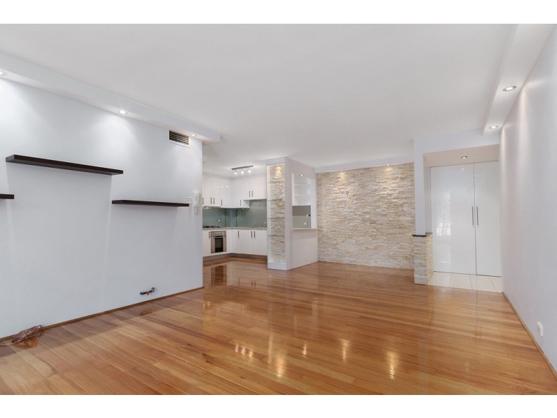 37/8 Mead Drive, Chipping Norton NSW 2170