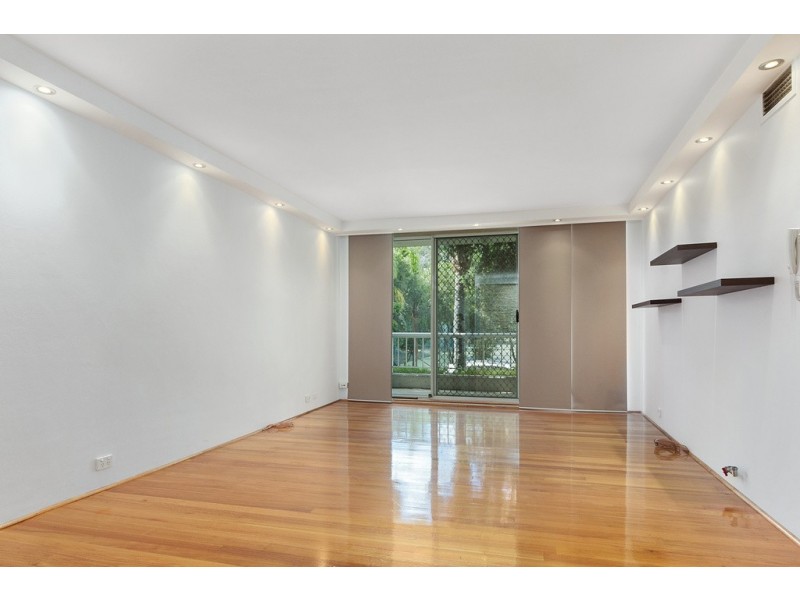 37/8 Mead Drive, Chipping Norton NSW 2170