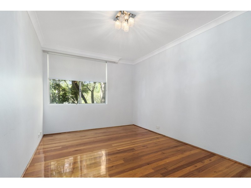 37/8 Mead Drive, Chipping Norton NSW 2170