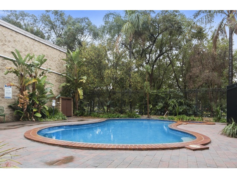 37/8 Mead Drive, Chipping Norton NSW 2170