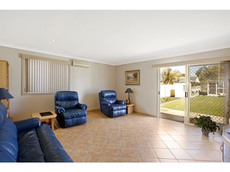 14 Dunrossil Avenue Casula NSW 2170, Casula NSW 2170