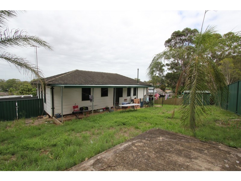 7 Warrigo Street, Sadleir NSW 2168