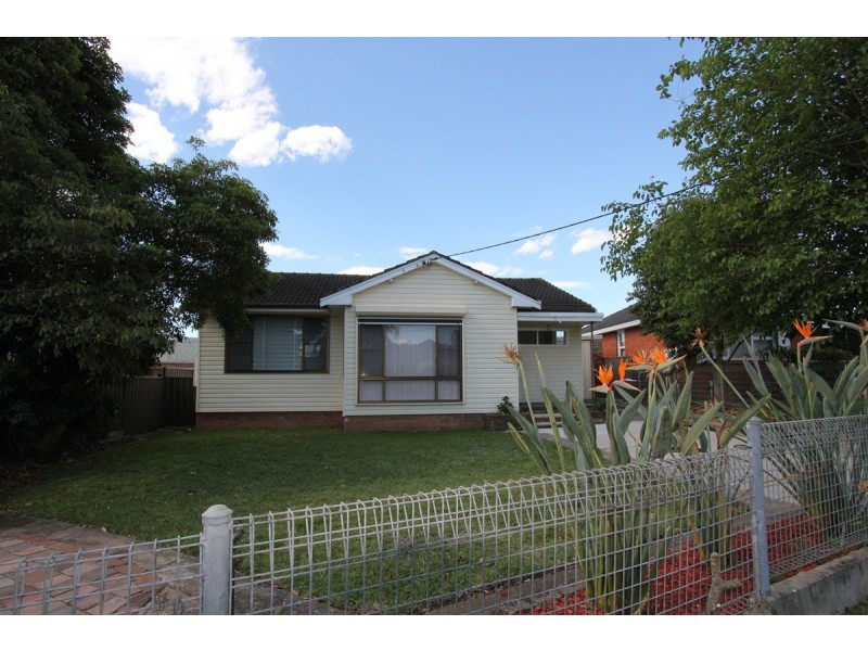 87 GRAHAM AVENUE, Lurnea NSW 2170