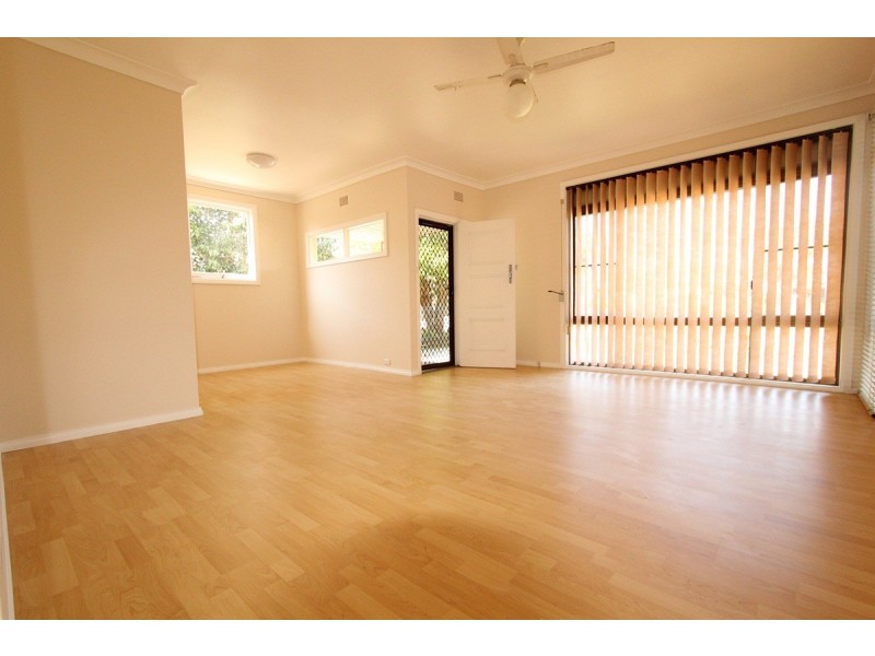 87 GRAHAM AVENUE, Lurnea NSW 2170