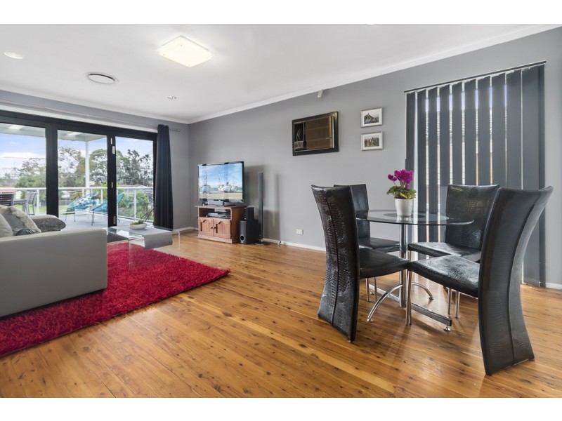 8 Sunset Avenue, Lurnea NSW 2170