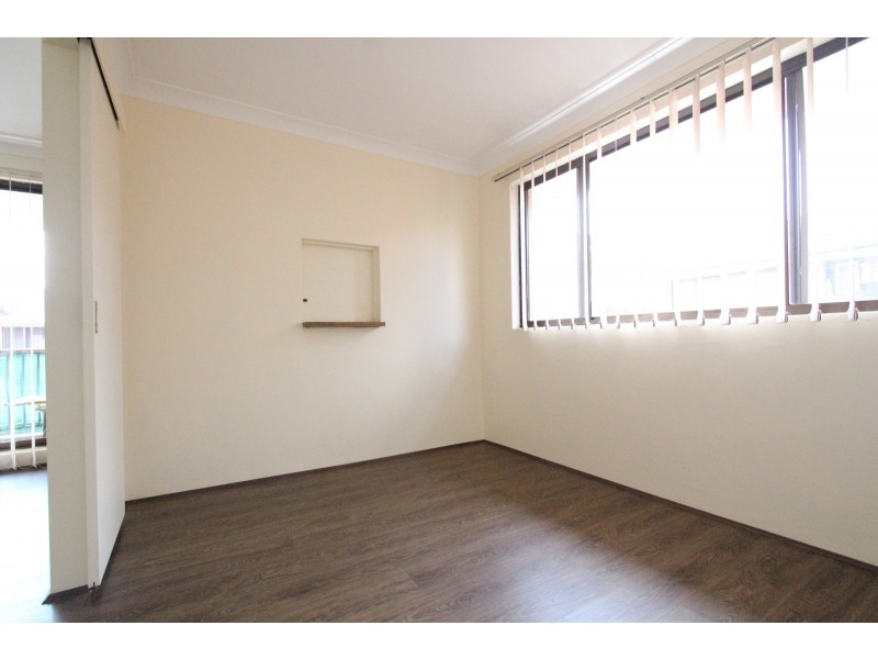 66/142 MOORE STREET, Liverpool NSW 2170
