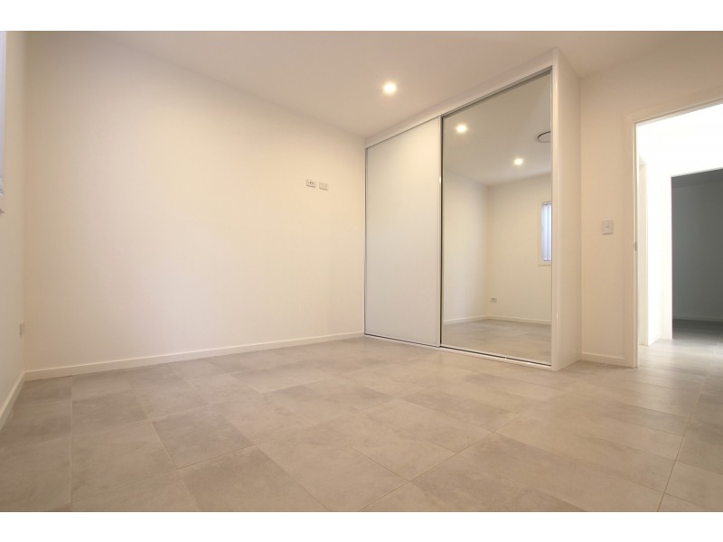 7A  Banksia Place, Wattle Grove NSW 2173