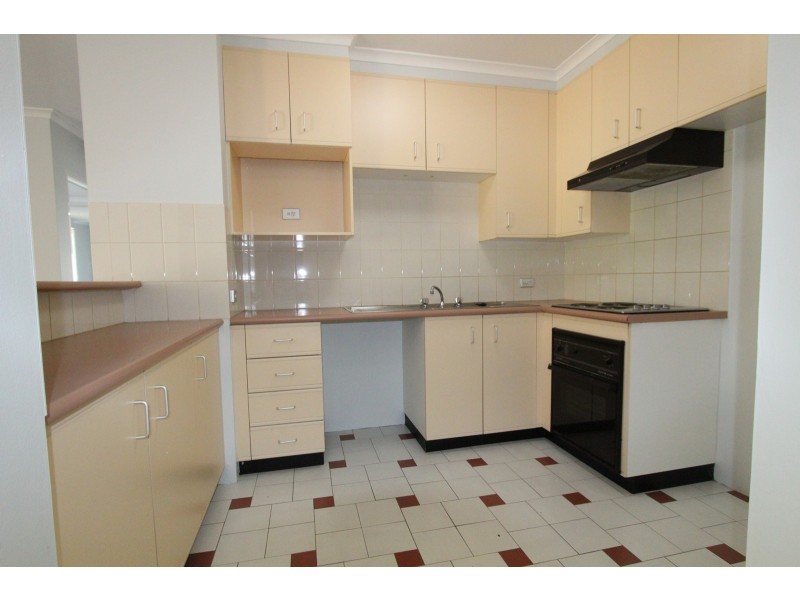 37/4 RIVERPARK DRIVE, Liverpool NSW 2170