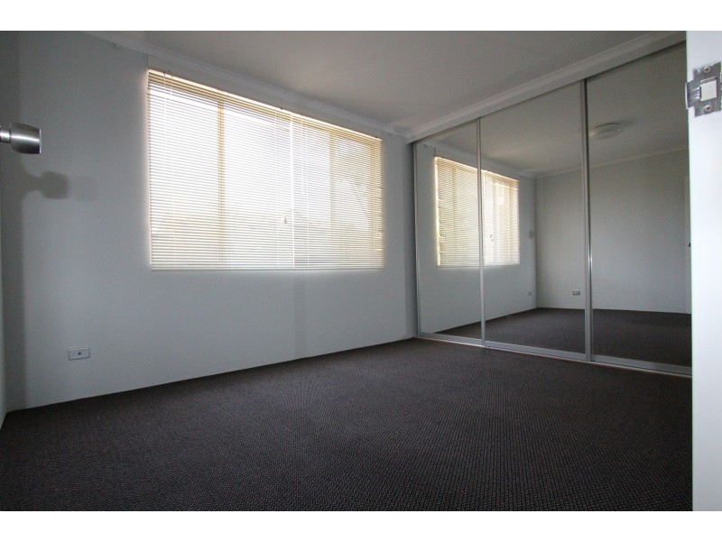 37/4 RIVERPARK DRIVE, Liverpool NSW 2170