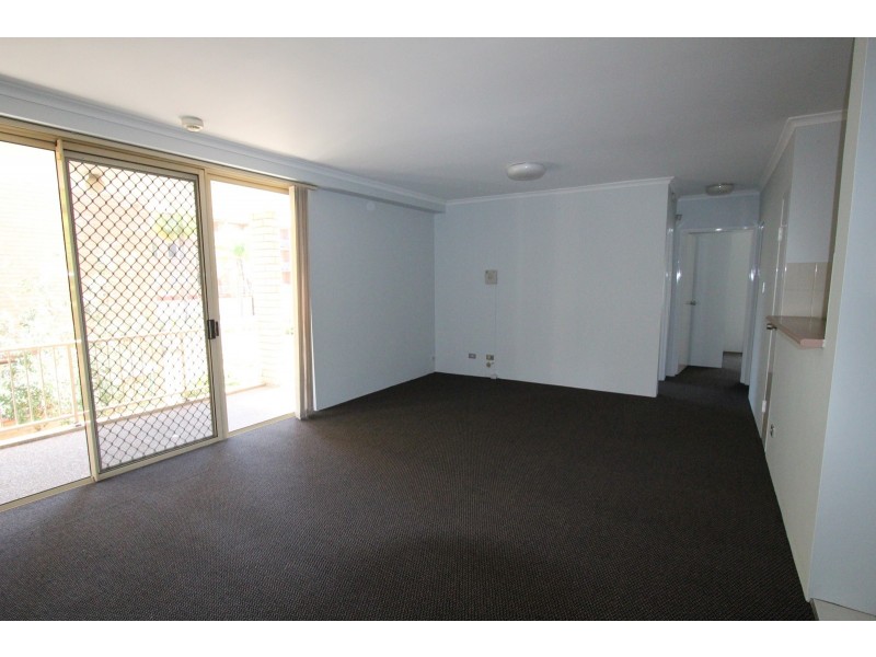 37/4 RIVERPARK DRIVE, Liverpool NSW 2170