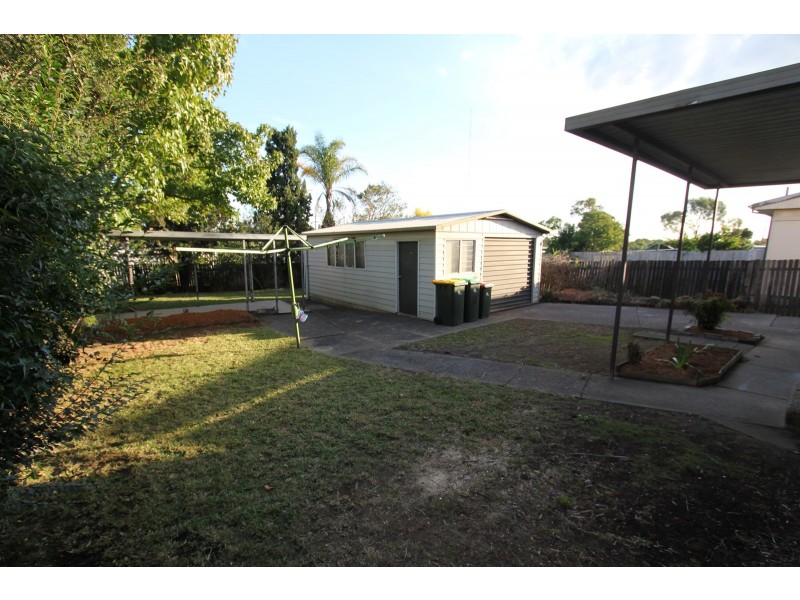 16 JAMES AVENUE, Lurnea NSW 2170