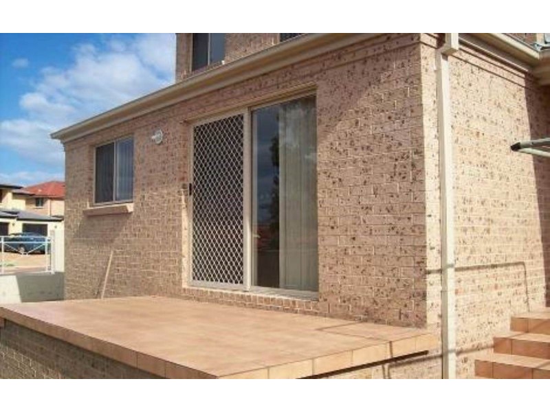 42 Wagga Wagga Street, Prestons NSW 2170