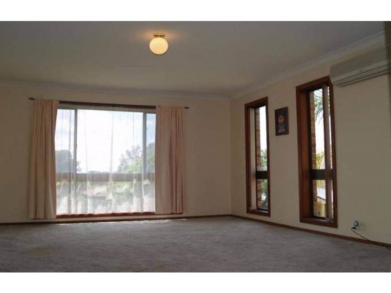 6 Buckland Road, Casula NSW 2170