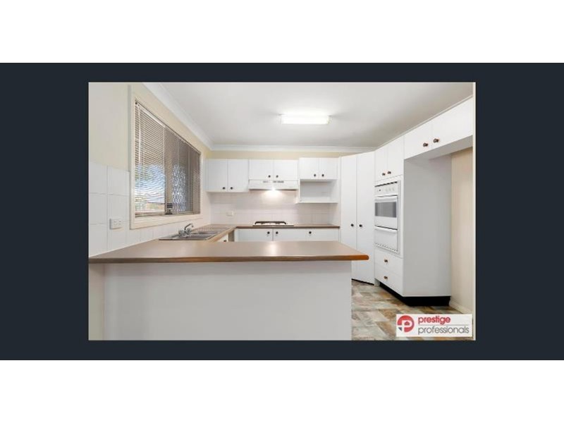 4/19 Booree Court, Wattle Grove NSW 2173