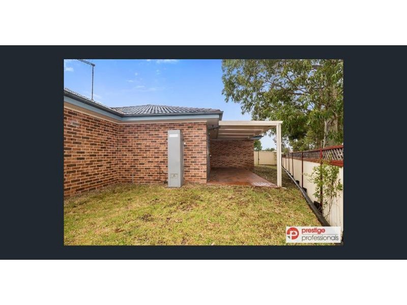 4/19 Booree Court, Wattle Grove NSW 2173