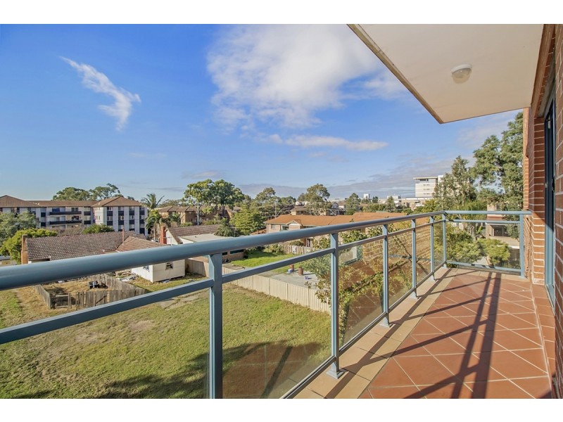 15/8-10 Bigge Street, Liverpool NSW 2170