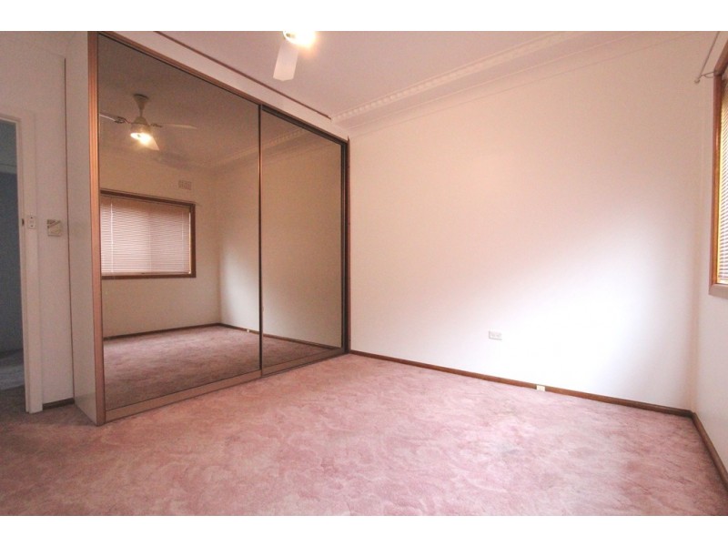 8  Bent Street, Villawood NSW 2163