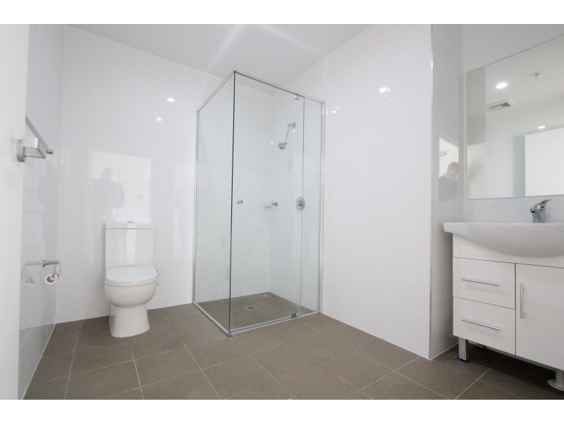 10/1 Browne Parade, Liverpool NSW 2170