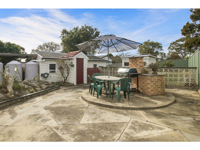 20 Rowe Ave, Lurnea NSW 2170