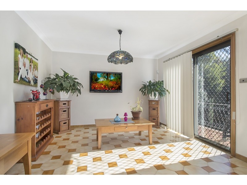 28 Nottingham Crescent, Chipping Norton NSW 2170