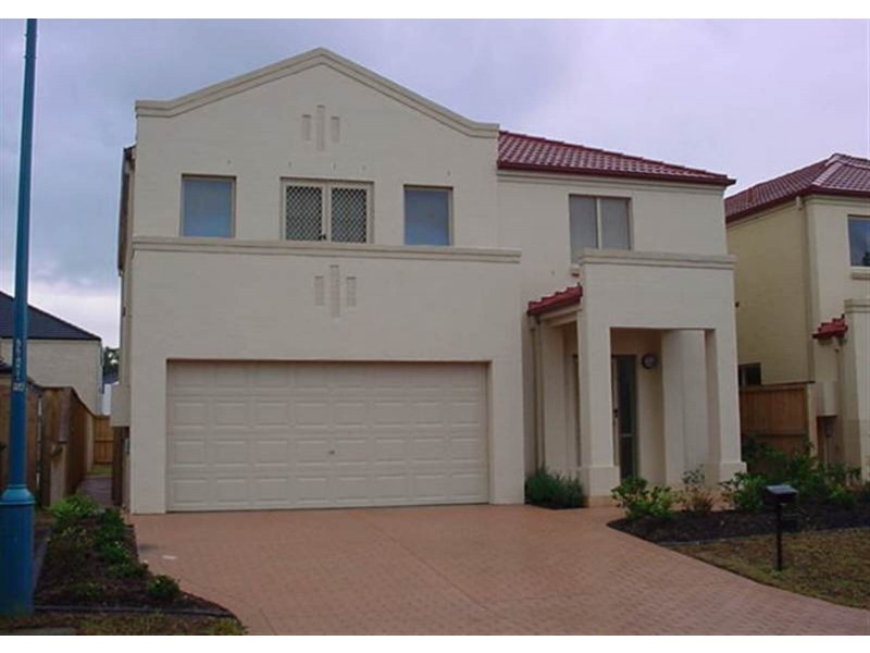 8 Arras Place, Prestons NSW 2170