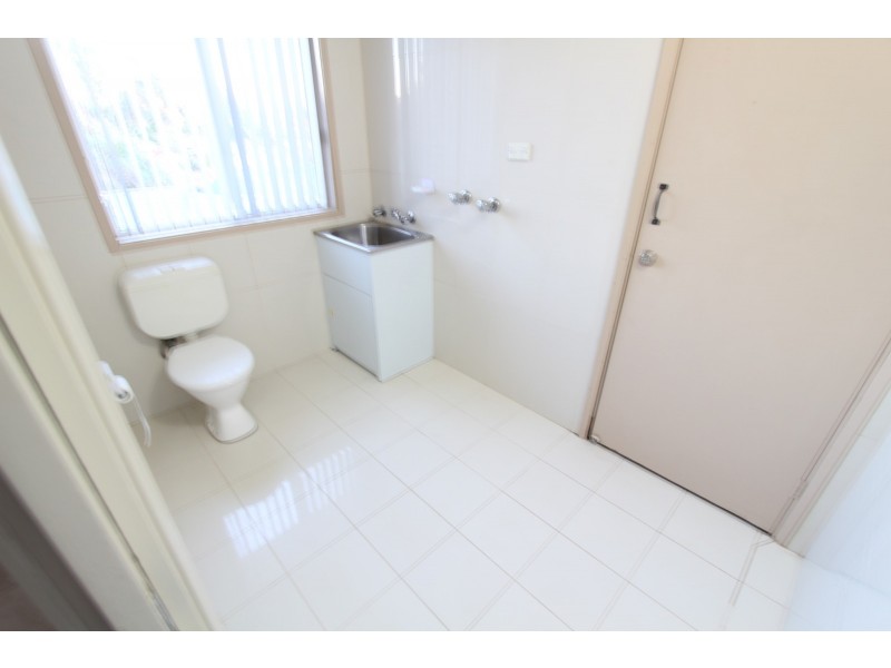 10 Casby Place, Ambarvale NSW 2560