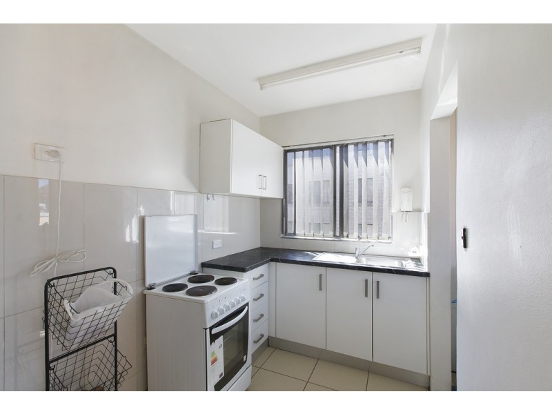 9/30 Goulburn Street, Liverpool NSW 2170