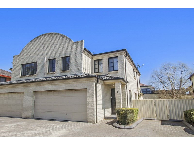 8/46-52 Wattle Road, Casula NSW 2170