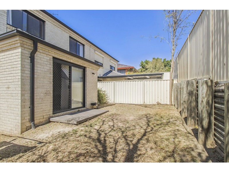 8/46-52 Wattle Road, Casula NSW 2170