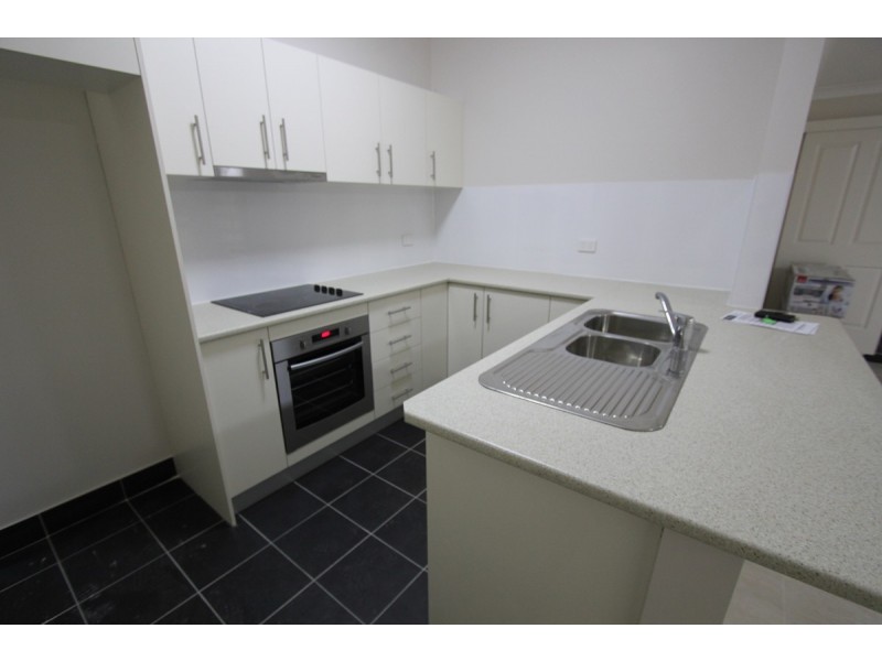 1 Fitzpatrick Crescent, Casula NSW 2170