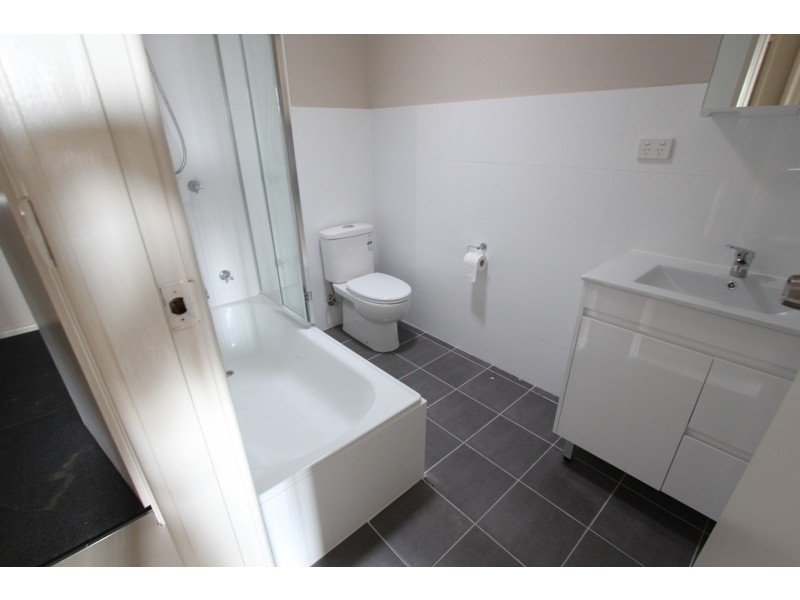 16 South Liverpool Road, Heckenberg NSW 2168