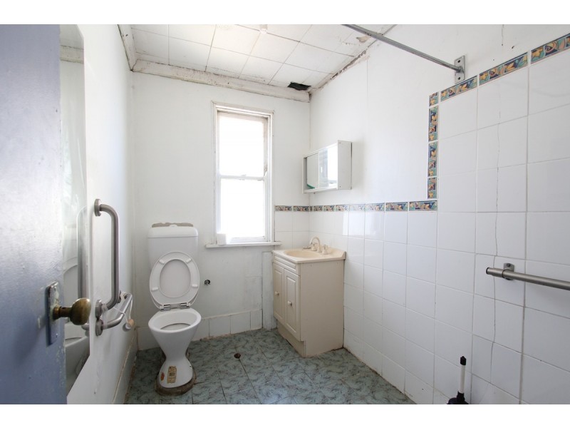 16 Gallop Street, Warwick Farm NSW 2170